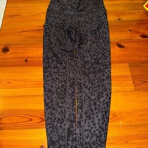 Old Navy Active Animal Print Leggings